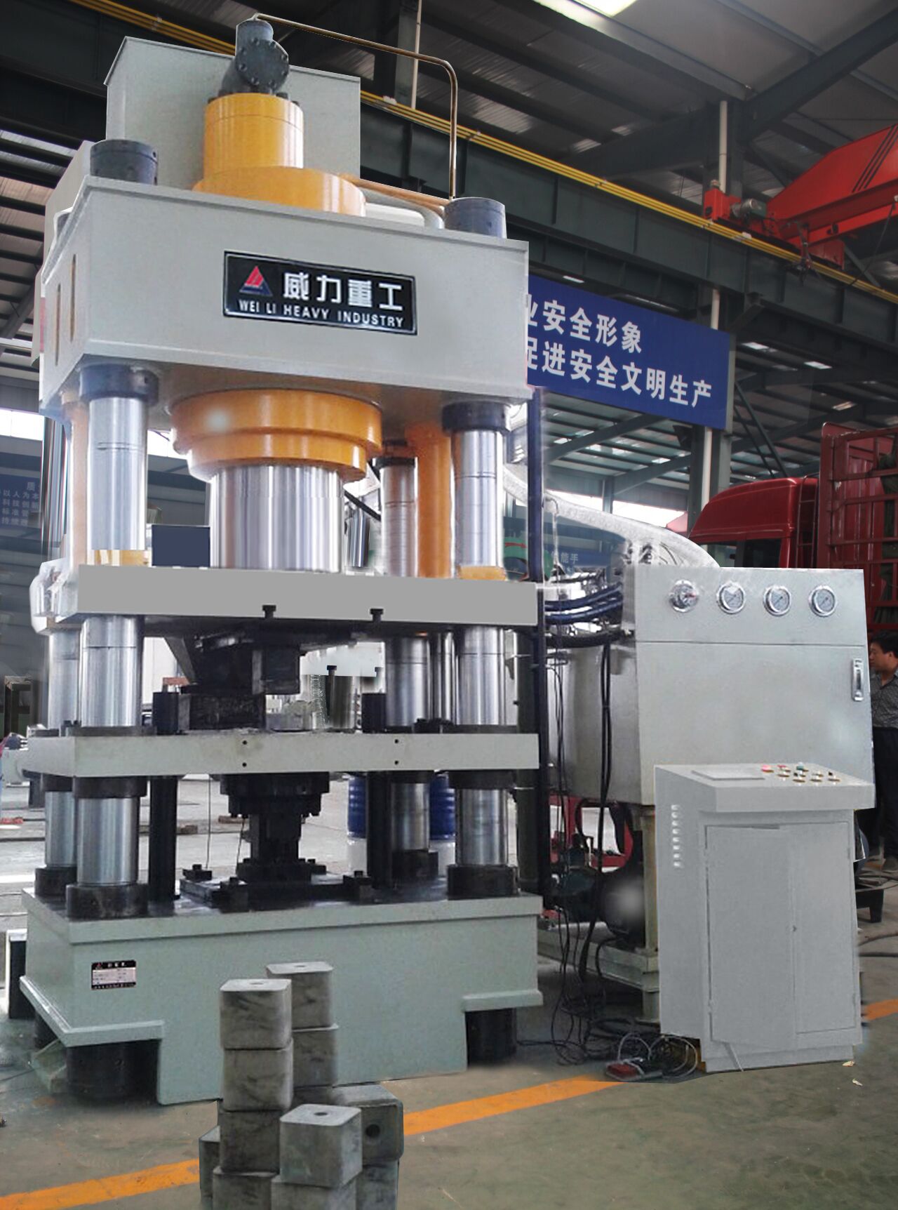 YW28-500/800噸雙動薄板拉伸四梁四柱液壓機