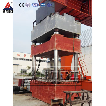 630噸四柱液壓機價格合不合理?江蘇客戶實例證