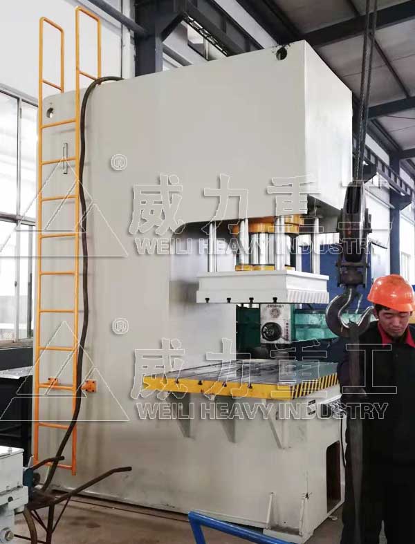 400噸單臂校直液壓機(jī)